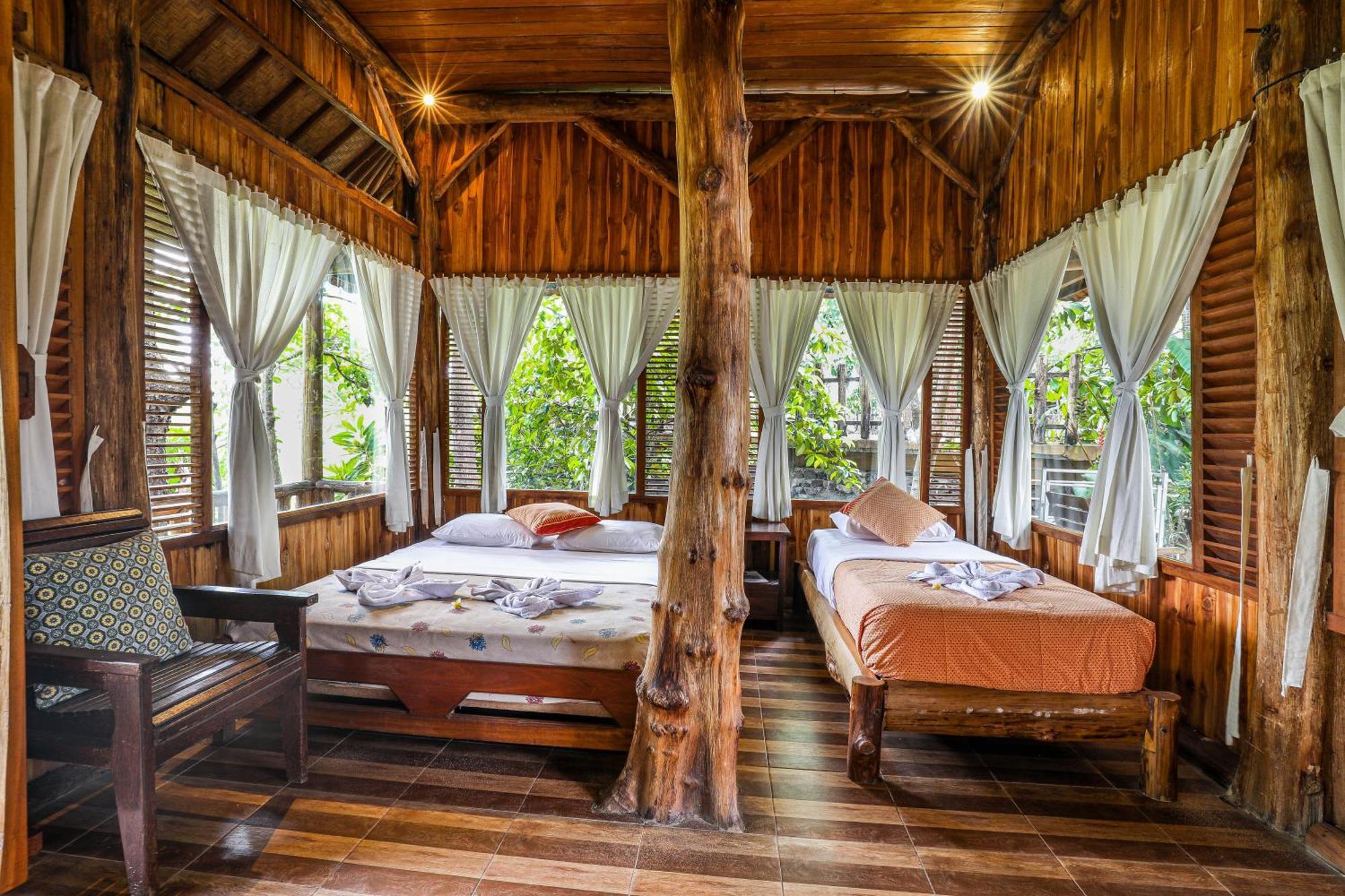 Omunity Bali Hotel Singaraja Екстериор снимка